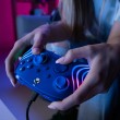 PDP Afterglow Wave žičani kontroler za Xbox s RGB rasvjetom, plavi PDP Afterglow Wave žičani kontroler za Xbox s RGB rasvjetom, plavi