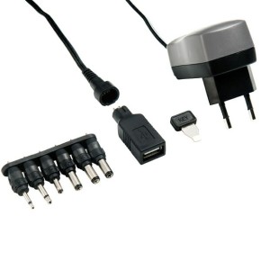 Bandridge BPC4066EC, univerzalni strujni adapter 0.6A,6 različitih utikača + USB